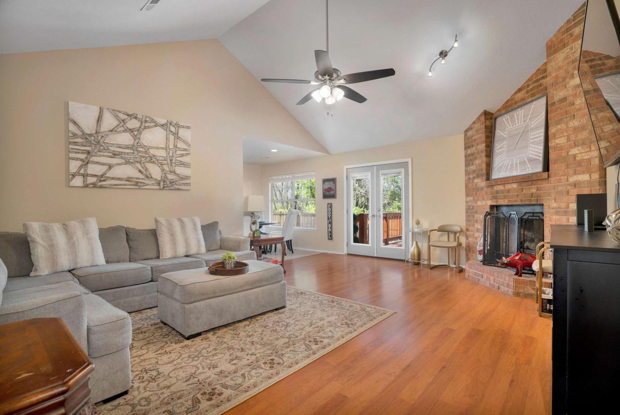 Fayetteville Getaway Exterior photo
